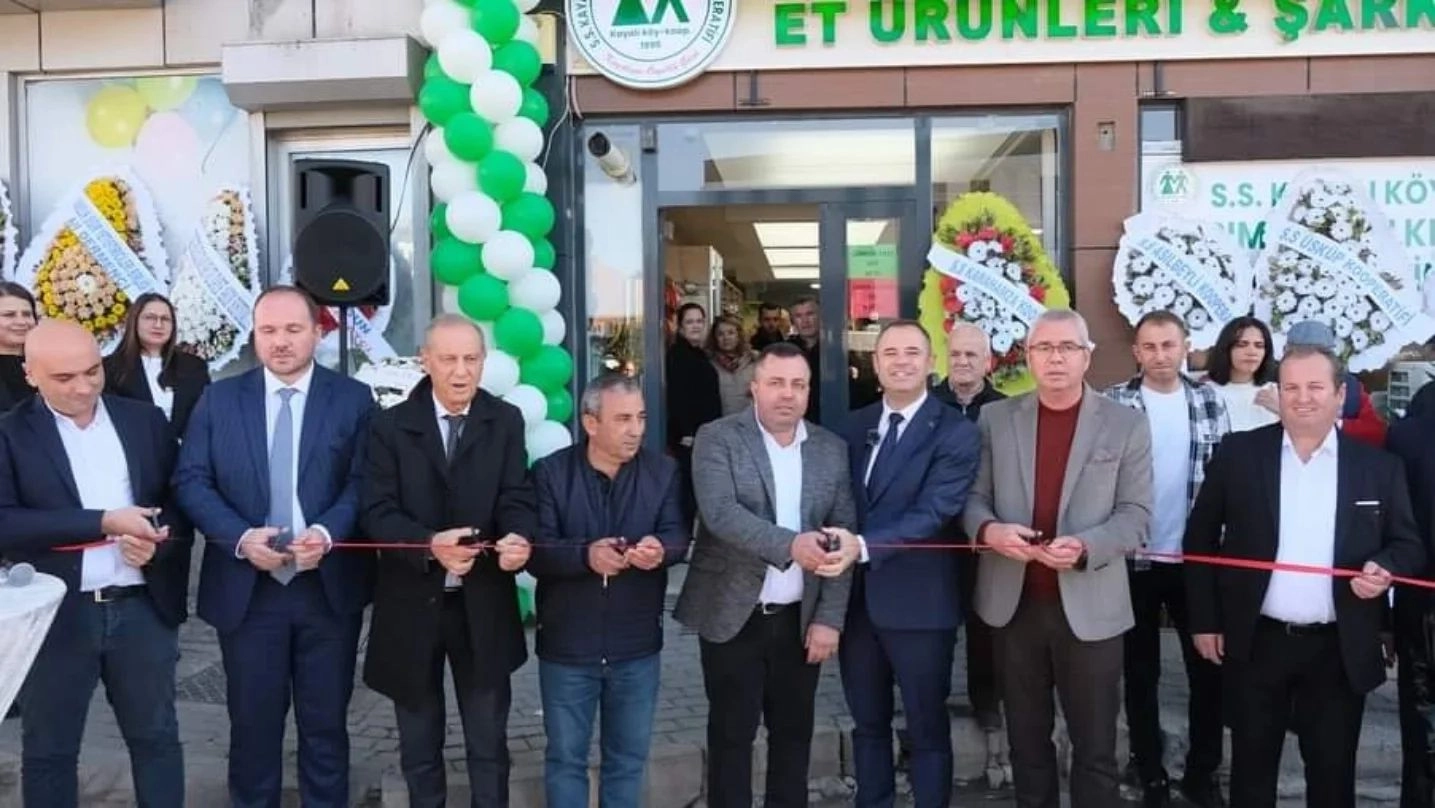 Kayalı Köyü Tarımsal Kalkınma Kooperatifinin Eriklice Caddesi’ndeki şube açılışı