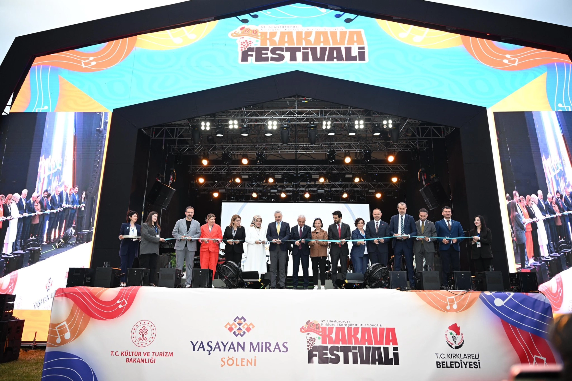 32. Uluslararası Kırklareli Karagöz, Kültür, Sanat ve Kakava Festivali & Yaşayan Miras Şöleni Coşkuyla Başladı