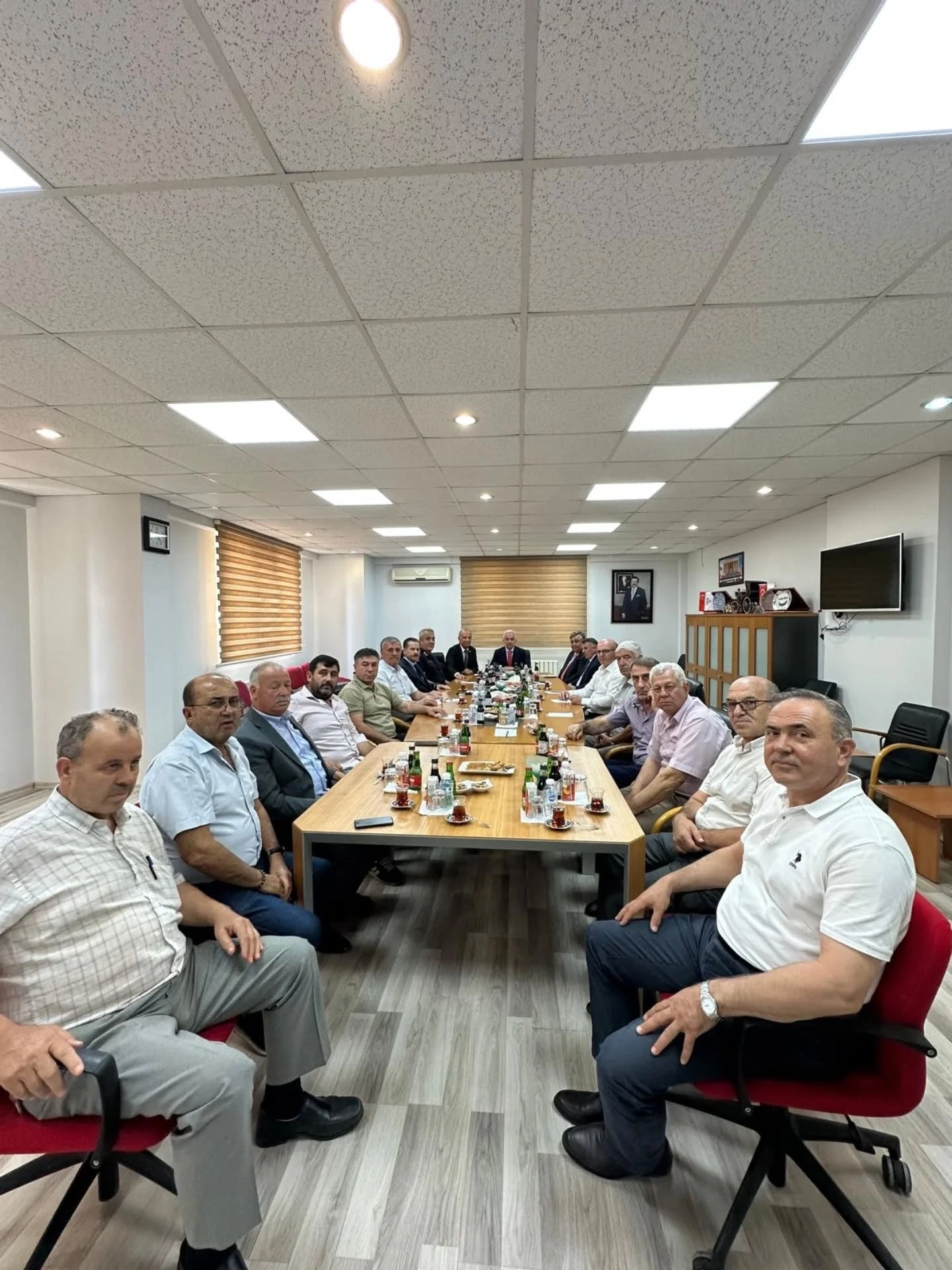 Kırklareli Valisi Sayın Uğur Turan Borsamıza ziyarette bulundular. 