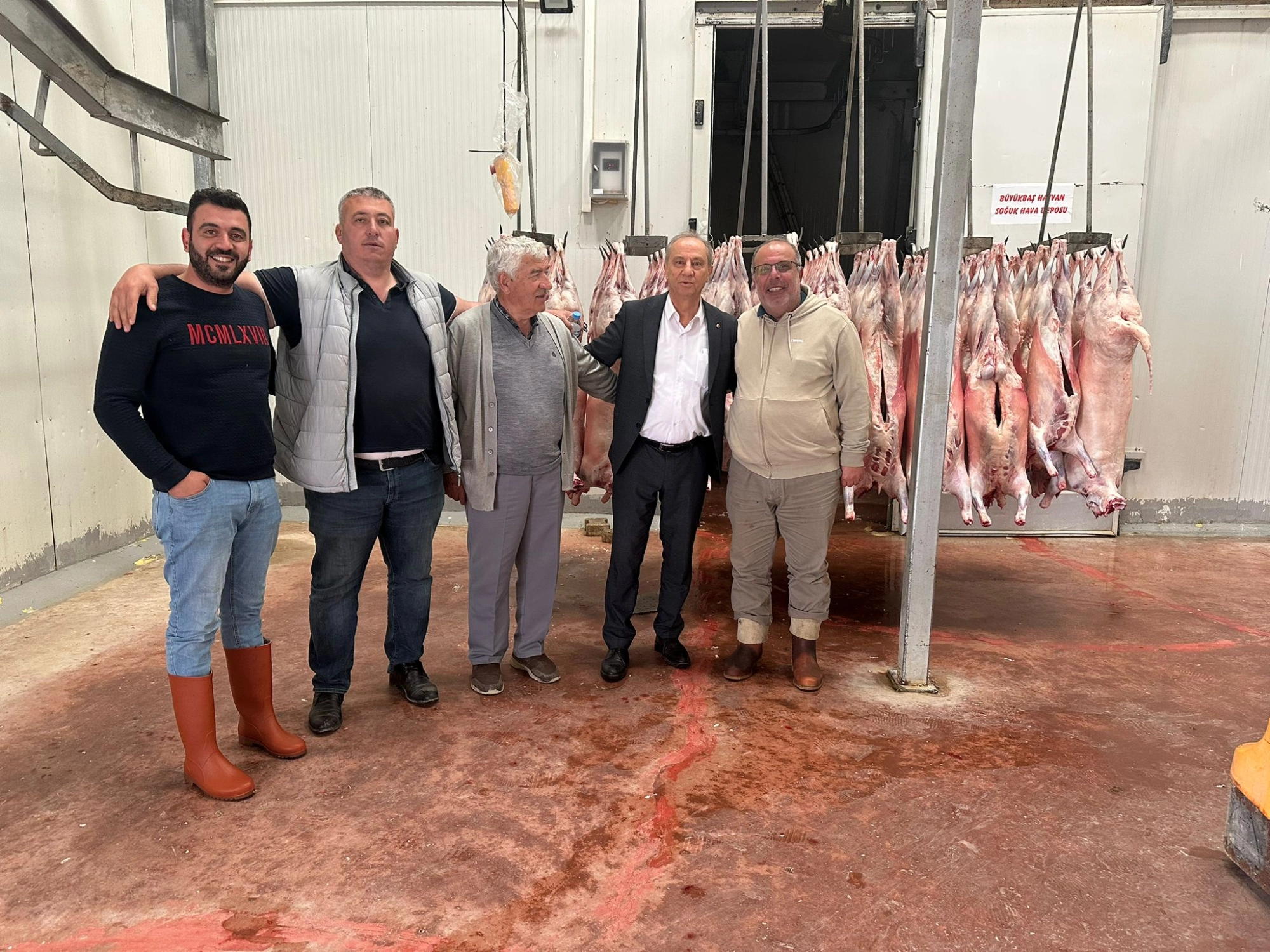 Mezbahamız Kurban Bayramı süresince halkımıza hizmet vermeye devam edicektir