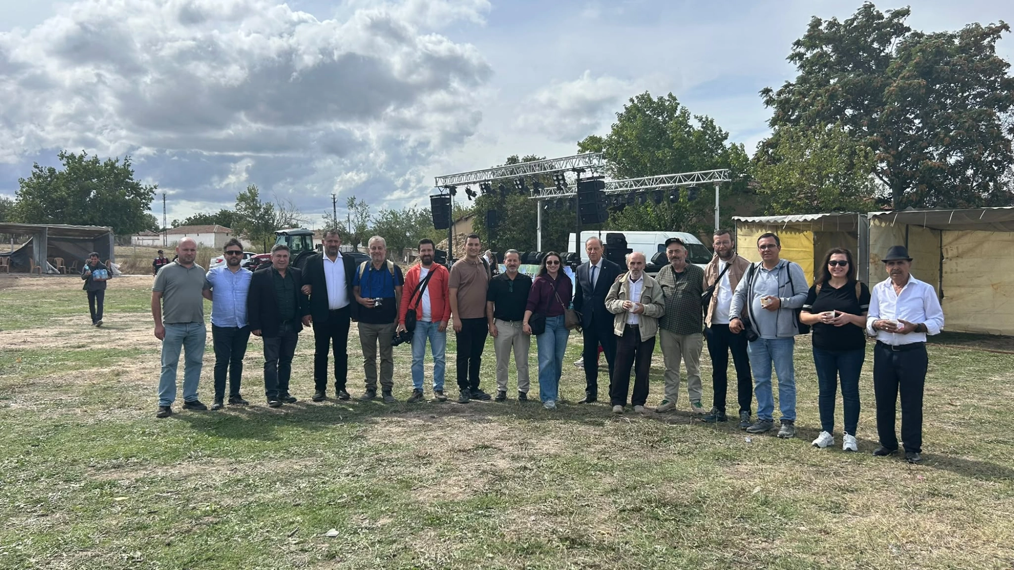 Toprağın Bereketi, Kırklareli’nin Geleneği: Başkanımız ve Meclis Üyelerimiz 6.Kızılcıkdere Bağbozumu Şenlikleri' nde